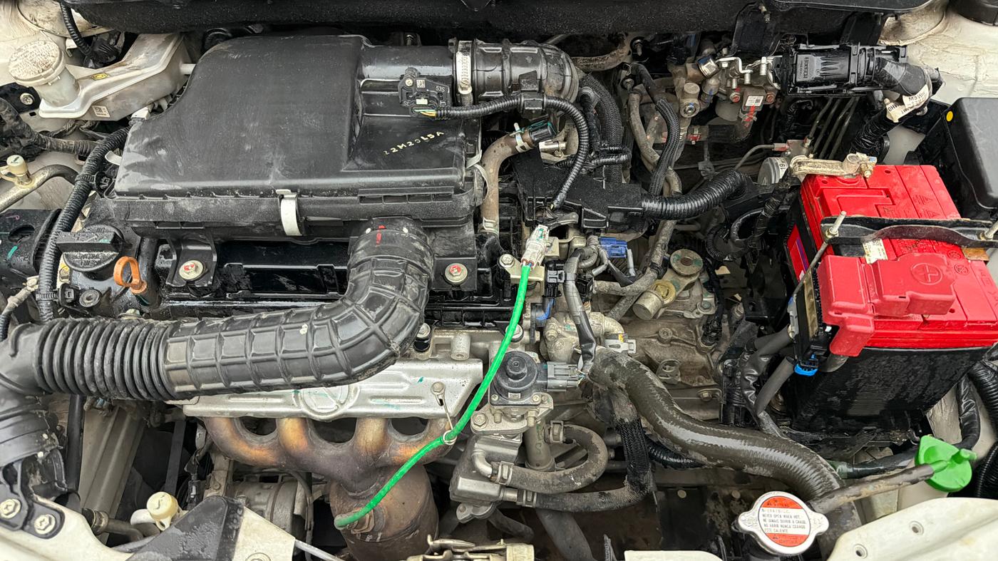 2022 Maruti Dzire VXI CNG, CNG, Manual, 56,329 km, Engine View