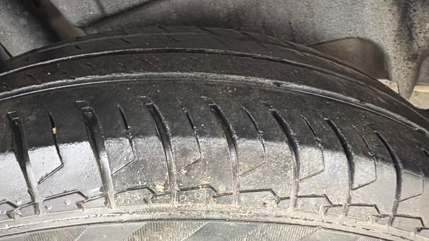 2022 Maruti Dzire VXI CNG, CNG, Manual, 56,329 km, Right Rear Tyre Tread
