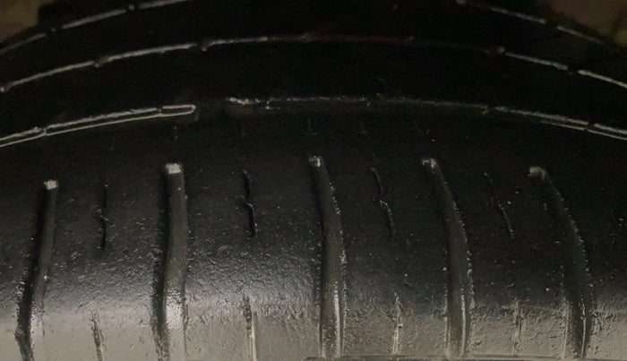 2015 Hyundai Grand i10 SPORTZ 1.2 KAPPA VTVT, Petrol, Manual, 81,574 km, Left Rear Tyre Tread