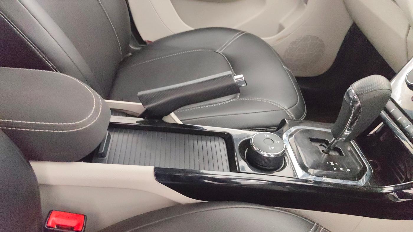 2021 Tata NEXON XZA PLUS (O) PETROL, Petrol, Automatic, 36,178 km, Gear Lever