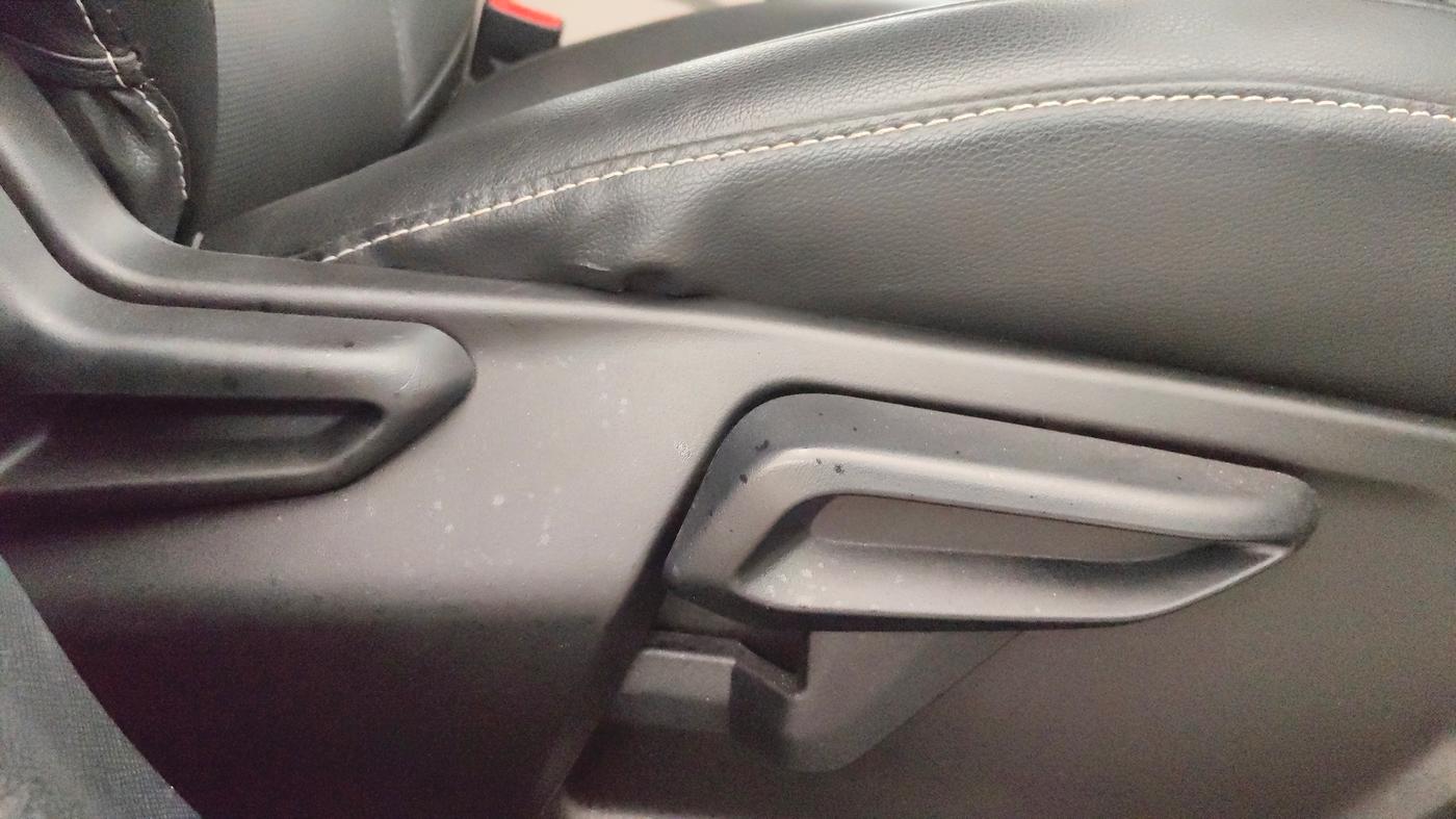 2021 Tata NEXON XZA PLUS (O) PETROL, Petrol, Automatic, 36,178 km, Driver Side Adjustment Panel