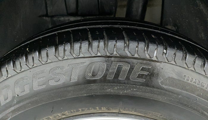 2018 Maruti Dzire VXI, Petrol, Manual, 7,918 km, Left Rear Tyre Tread