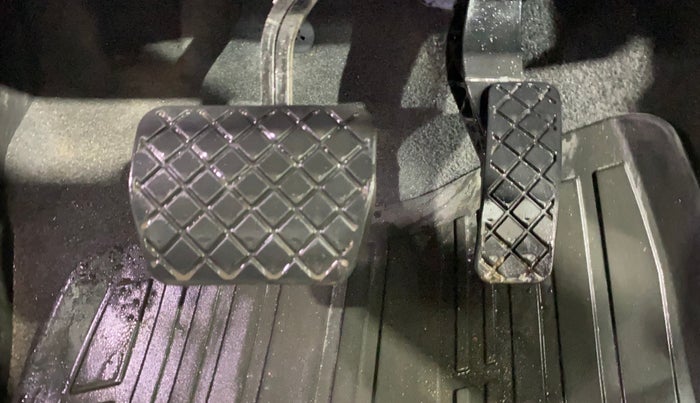 2024 Skoda SLAVIA STYLE 1.0L TSI AT, Petrol, Automatic, 16,234 km, Pedals