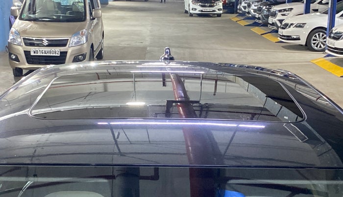 2024 Skoda SLAVIA STYLE 1.0L TSI AT, Petrol, Automatic, 16,234 km, Moonroof/ Sunroof