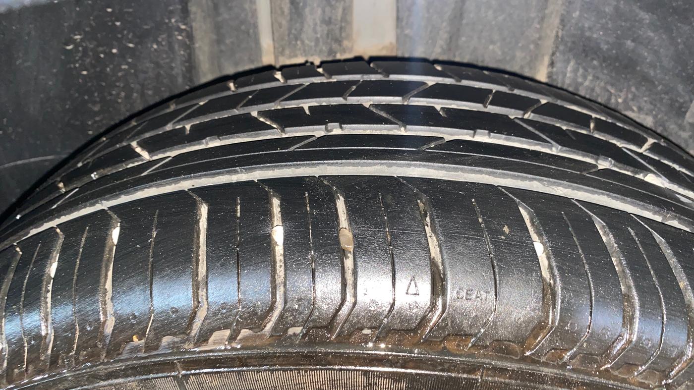 2024 Skoda SLAVIA STYLE 1.0L TSI AT, Petrol, Automatic, 16,234 km, Right Rear Tyre Tread
