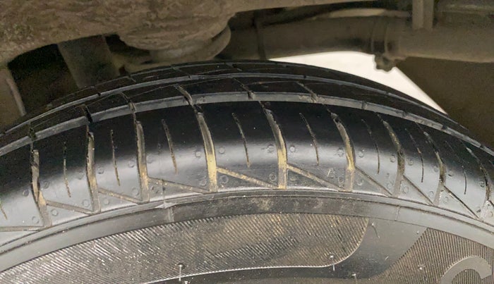 2021 Maruti Alto LXI, Petrol, Manual, 47,697 km, Left Rear Tyre Tread