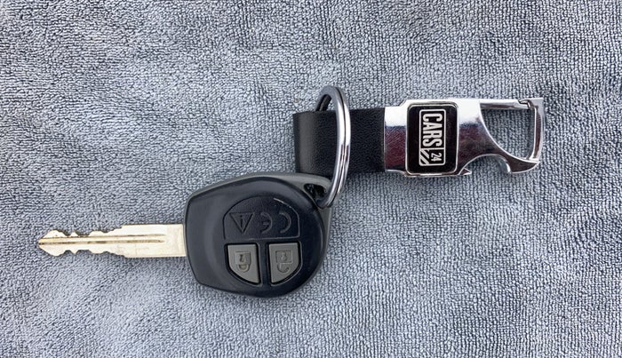 2018 Maruti Vitara Brezza ZDI, Diesel, Manual, 40,587 km, Key Close Up