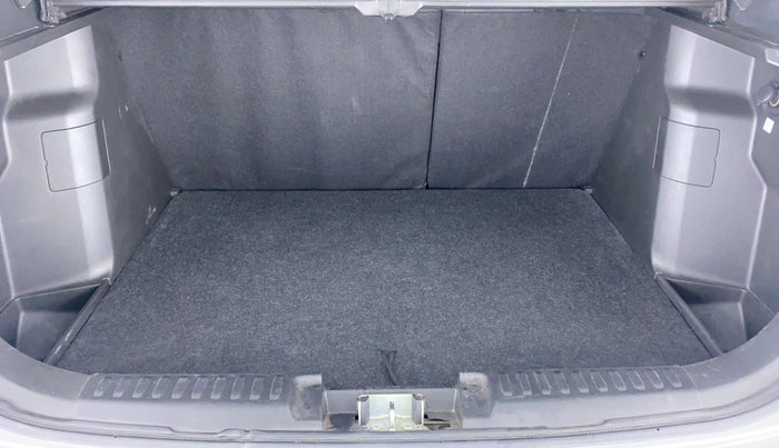 2018 Maruti Vitara Brezza ZDI, Diesel, Manual, 40,587 km, Boot Inside