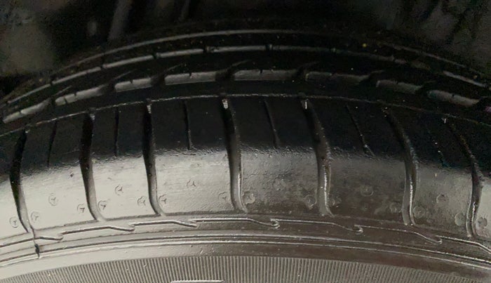 2018 Honda WR-V 1.2 i-VTEC VX MT, Petrol, Manual, 15,530 km, Left Rear Tyre Tread