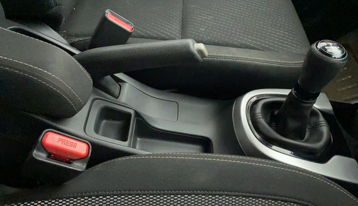 2018 Honda WR-V 1.2 i-VTEC VX MT, Petrol, Manual, 15,530 km, Gear Lever