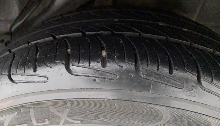 2012 Honda Brio S MT, Petrol, Manual, 56,180 km, Left Rear Tyre Tread