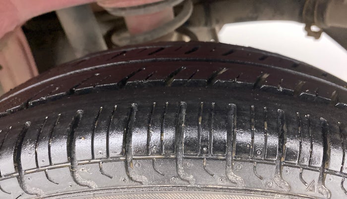 2017 Maruti Alto 800 LXI O, Petrol, Manual, 56,897 km, Left Rear Tyre Tread
