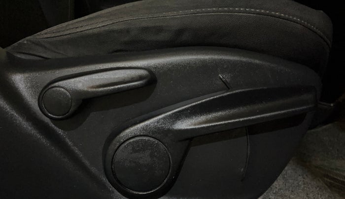 2018 Jeep Compass SPORT 1.4 PETROL, Petrol, Manual, 39,027 km, Driver Side Adjustment Panel