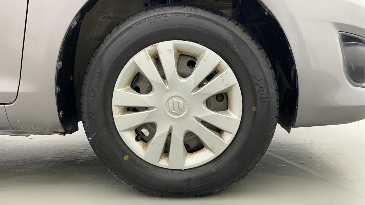 2013 Maruti Swift Dzire VXI, Petrol, Manual, 68,376 km, Right Front Wheel