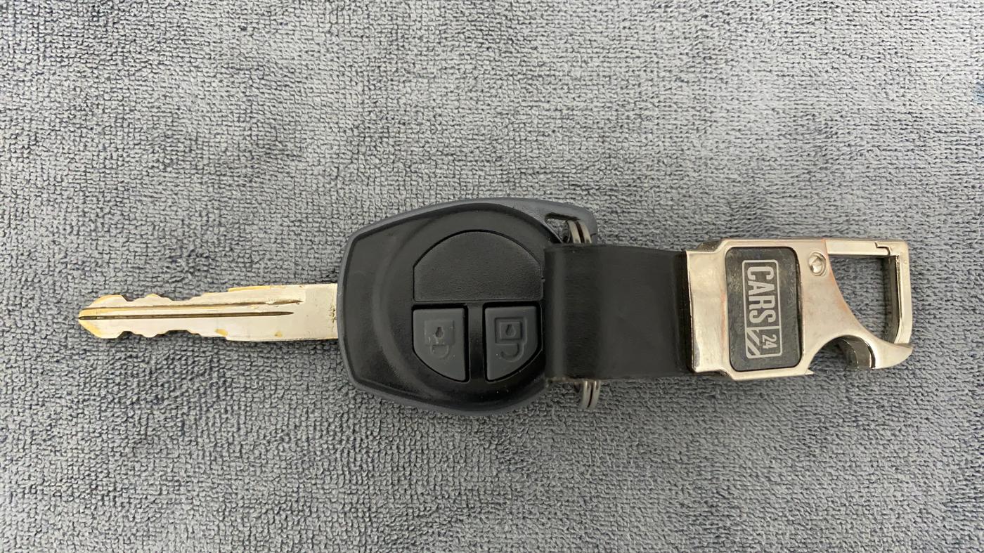 2013 Maruti Swift Dzire VXI, Petrol, Manual, 68,376 km, Key Close Up