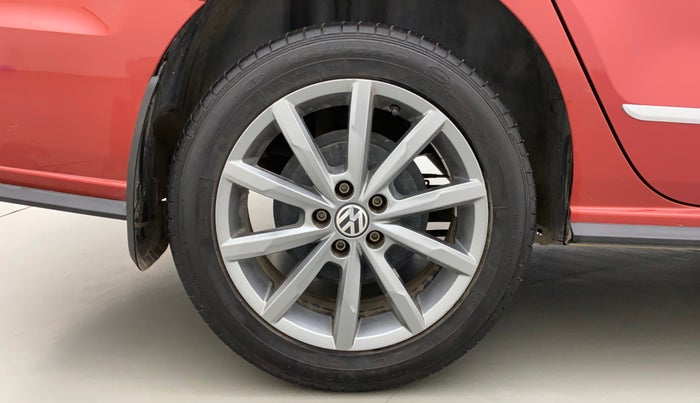 2021 Volkswagen Vento HIGHLINE PLUS 1.0L TSI AT, Petrol, Automatic, 35,407 km, Right Rear Wheel