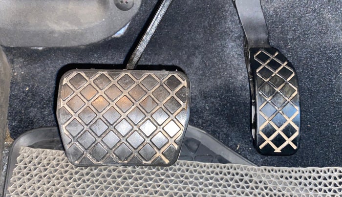 2021 Volkswagen Vento HIGHLINE PLUS 1.0L TSI AT, Petrol, Automatic, 35,407 km, Pedals