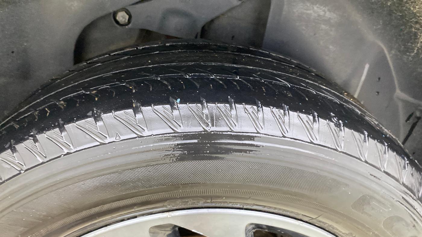 2023 Tata Safari XZA PLUS O DARK EDITION, Diesel, Automatic, 80,409 km, Left Rear Tyre Tread