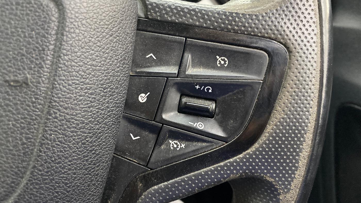 2023 Tata Safari XZA PLUS O DARK EDITION, Diesel, Automatic, 80,409 km, Adaptive Cruise Control
