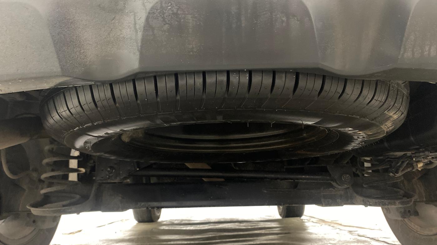 2020 Tata Harrier XZA PLUS 2.0L, Diesel, Automatic, 1,02,173 km, Spare Tyre