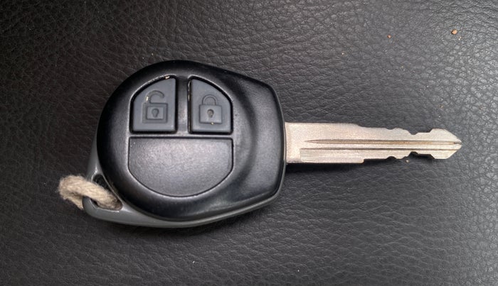 2013 Maruti Wagon R 1.0 VXI, Petrol, Manual, 65,788 km, Key Close Up