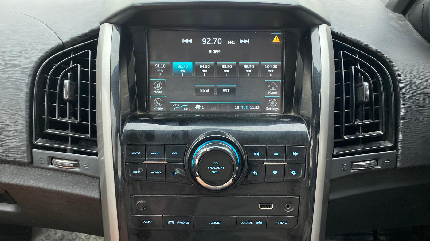 2019 Mahindra XUV500 W9 AT, Diesel, Automatic, 86,802 km, Infotainment System