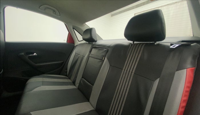 2018 Skoda Rapid STYLE 1.6 MPI AT, Petrol, Automatic, 58,515 km, Right Side Rear Door Cabin