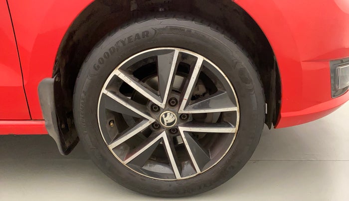 2018 Skoda Rapid STYLE 1.6 MPI AT, Petrol, Automatic, 58,515 km, Right Front Wheel