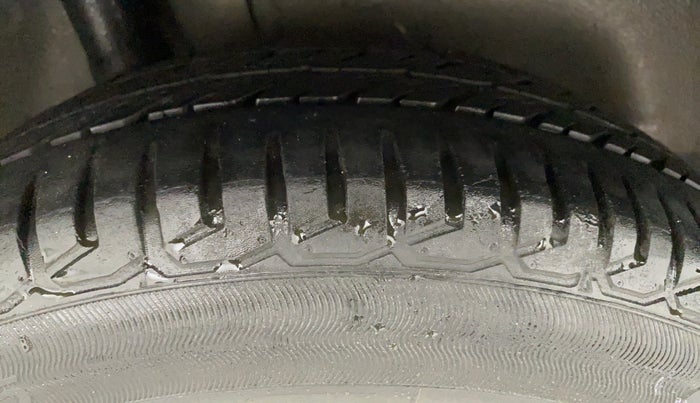 2011 Honda City 1.5L I-VTEC V MT, Petrol, Manual, 69,466 km, Right Rear Tyre Tread