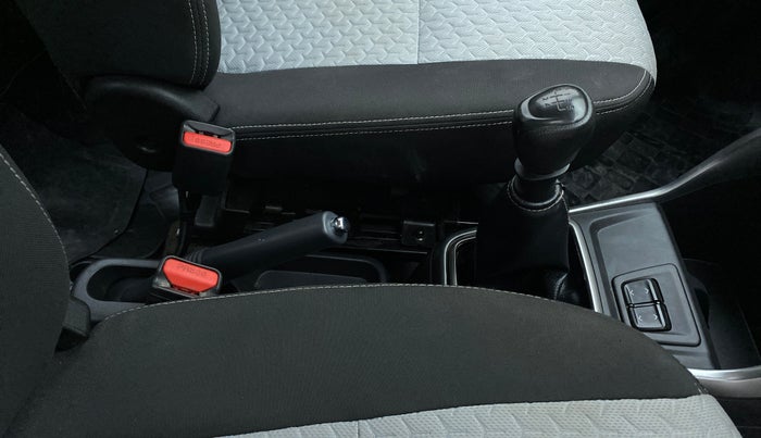 2021 Datsun Redi Go T (O), Petrol, Manual, 14,339 km, Gear Lever