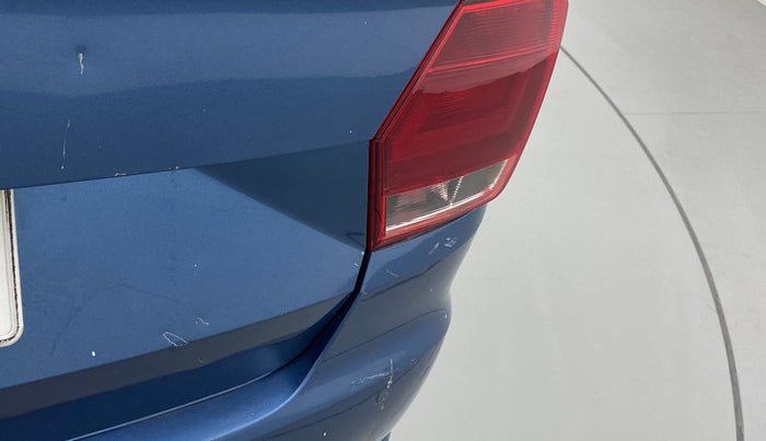 2016 Volkswagen Ameo HIGHLINE1.2L, Petrol, Manual, 1,05,297 km, Dicky (Boot door) - Minor scratches