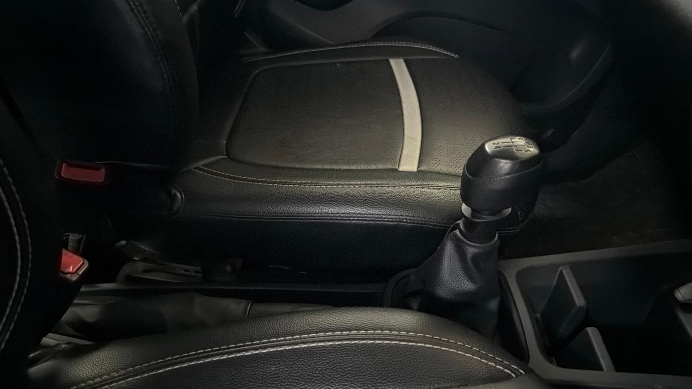 2021 Renault Kwid RXL, Petrol, Manual, 40,654 km, Gear Lever