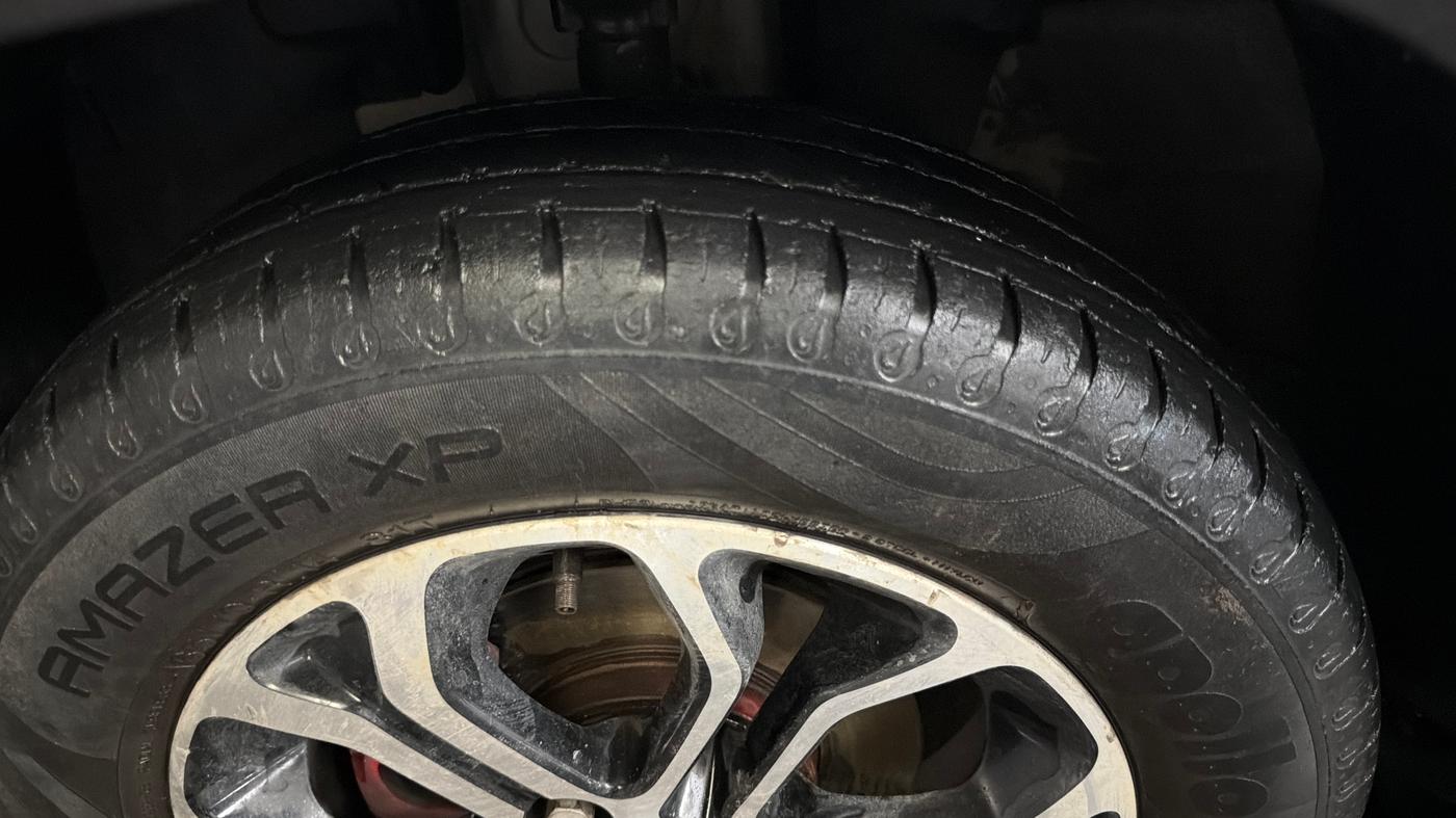 2021 Renault Kwid RXL, Petrol, Manual, 40,654 km, Left Front Tyre Tread