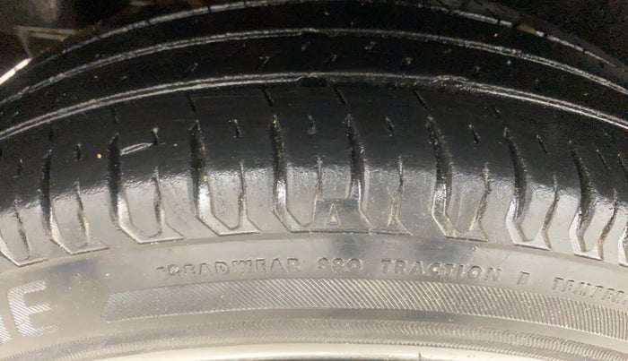 2018 Maruti Dzire VXI AMT, Petrol, Automatic, 41,431 km, Right Rear Tyre Tread