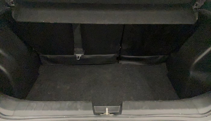 2018 Maruti Baleno DELTA PETROL 1.2, Petrol, Manual, 44,310 km, Boot Inside
