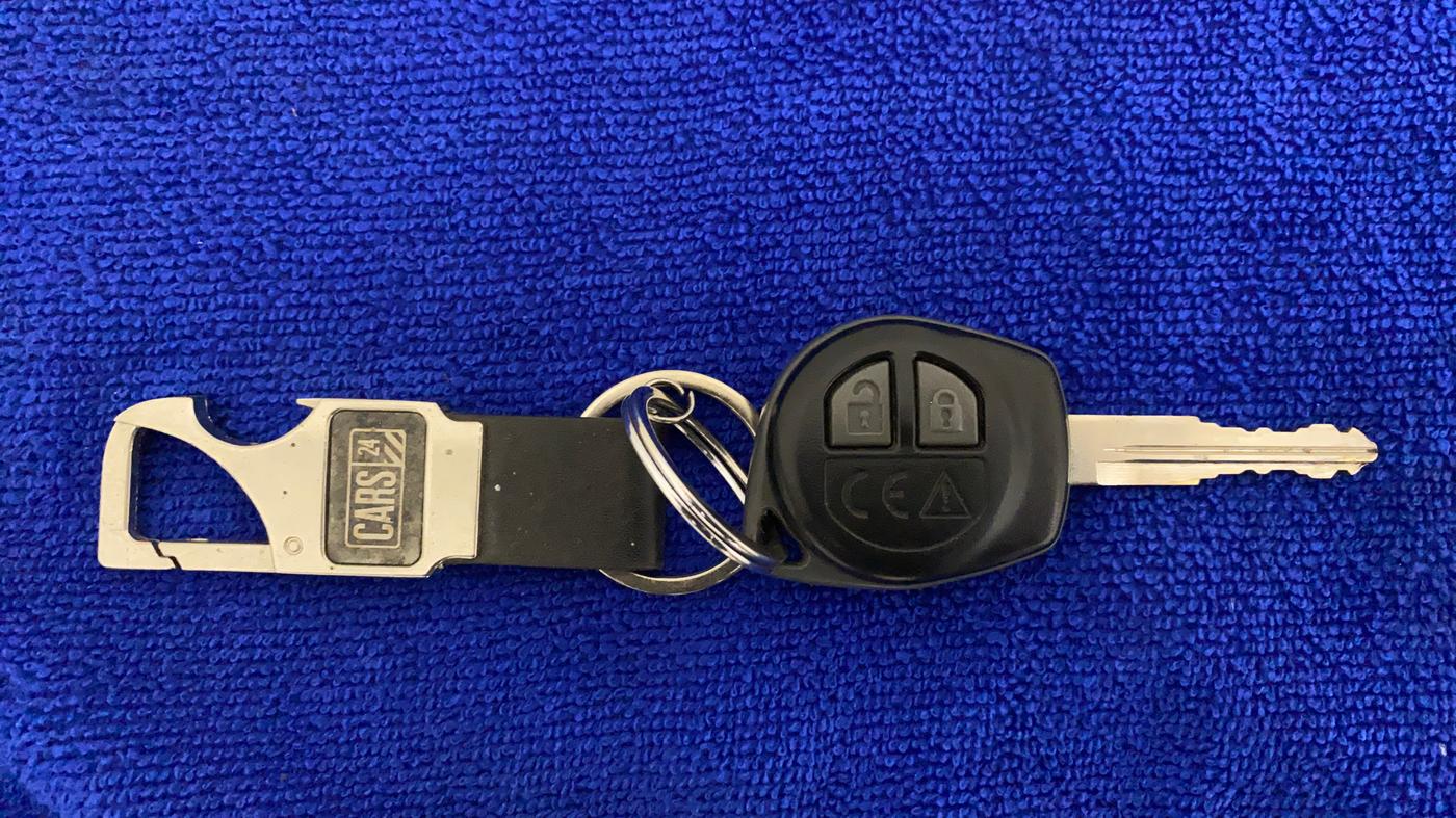 2018 Maruti Baleno DELTA PETROL 1.2, Petrol, Manual, 44,310 km, Key Close Up