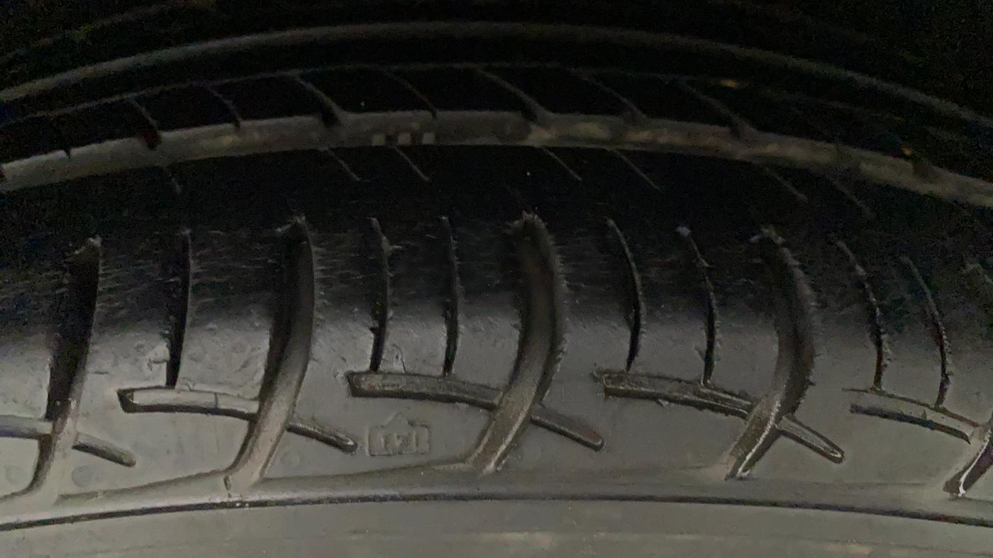 2018 Maruti Baleno DELTA PETROL 1.2, Petrol, Manual, 44,310 km, Left Rear Tyre Tread
