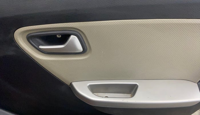 2017 Maruti Alto K10 VXI, Petrol, Manual, 17,625 km, Driver Side Door Panels Control