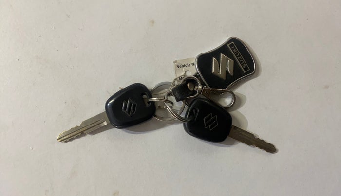 2017 Maruti Alto K10 VXI, Petrol, Manual, 17,625 km, Key Close Up