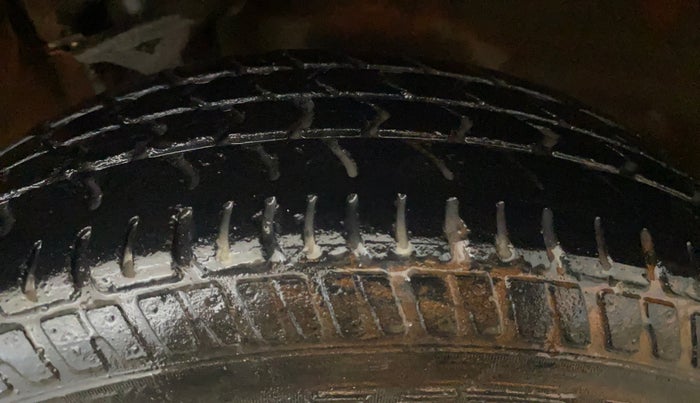 2017 Maruti Alto K10 VXI, Petrol, Manual, 17,625 km, Right Front Tyre Tread