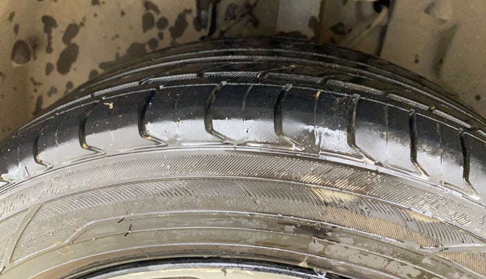 2022 Tata ALTROZ XZA PLUS DARK EDTION, Petrol, Automatic, 76,384 km, Left Front Tyre Tread