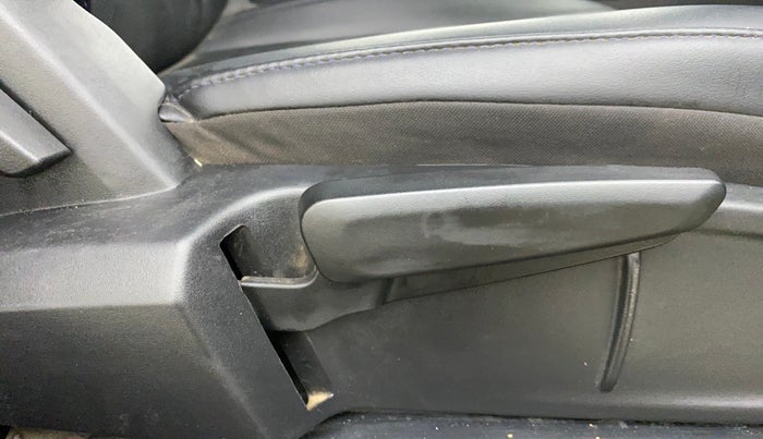 2022 Tata ALTROZ XZA PLUS DARK EDTION, Petrol, Automatic, 76,384 km, Driver Side Adjustment Panel