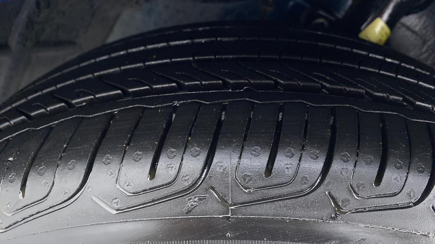 2018 Ford Ecosport 1.5 TITANIUM PLUS TI VCT AT, Petrol, Automatic, 39,722 km, Right Front Tyre Tread