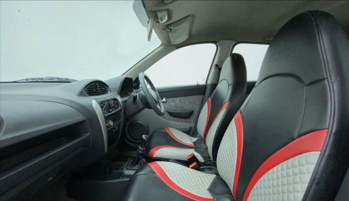 2017 Maruti Alto 800 LXI, Petrol, Manual, 69,597 km, Right Side Front Door Cabin