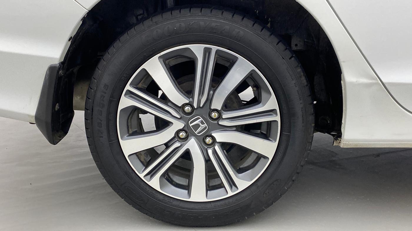 2021 Honda City 1.5L I-VTEC SV, Petrol, Manual, 22,157 km, Right Rear Wheel