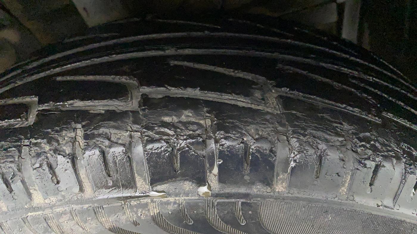 2016 Maruti S Cross ALPHA 1.6, Diesel, Manual, 70,128 km, Right Front Tyre Tread