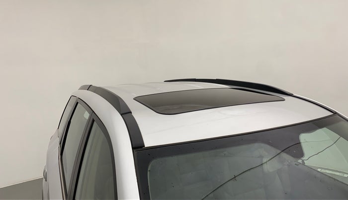 2016 Mahindra XUV500 W10 AT, Diesel, Automatic, 92,608 km, Roof