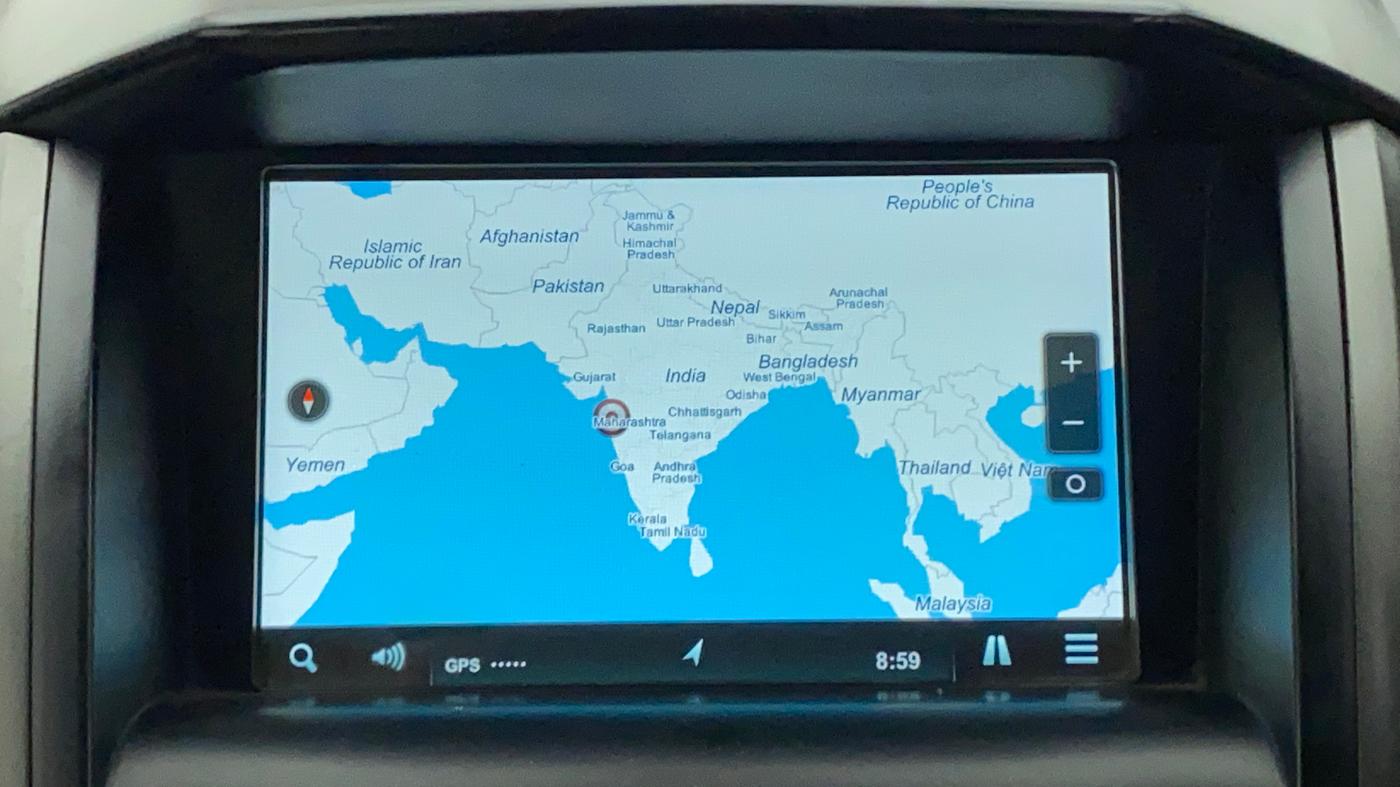 2016 Mahindra XUV500 W10 AT, Diesel, Automatic, 92,608 km, Navigation System