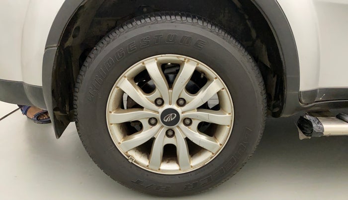 2016 Mahindra XUV500 W10 AT, Diesel, Automatic, 92,608 km, Right Rear Wheel