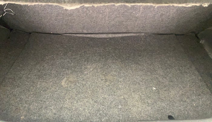 2017 Maruti Alto 800 VXI, Petrol, Manual, 1,00,241 km, Boot Inside